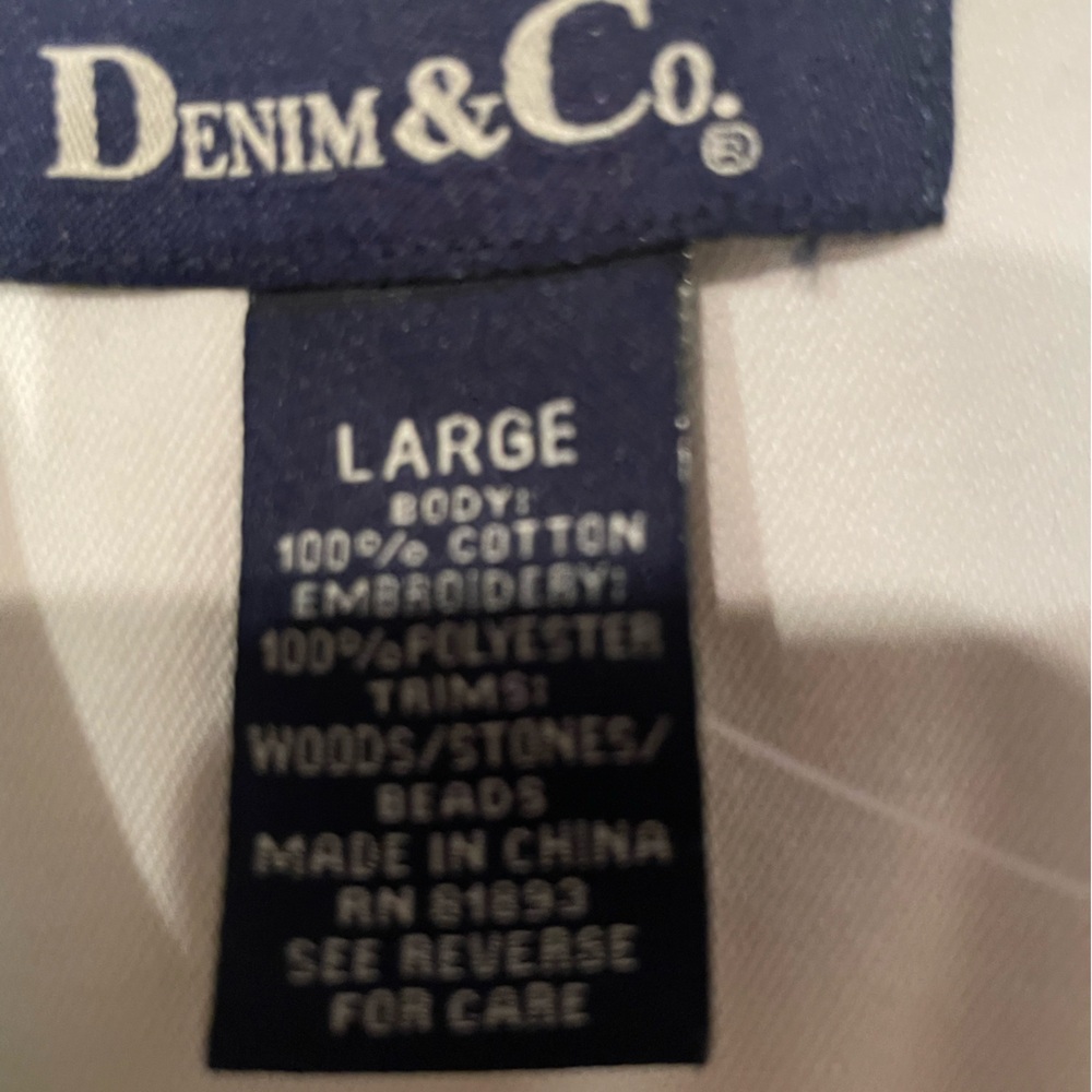 Denim&Co Elegant White Embroidered Jean Jacket - Picture 2 of 6